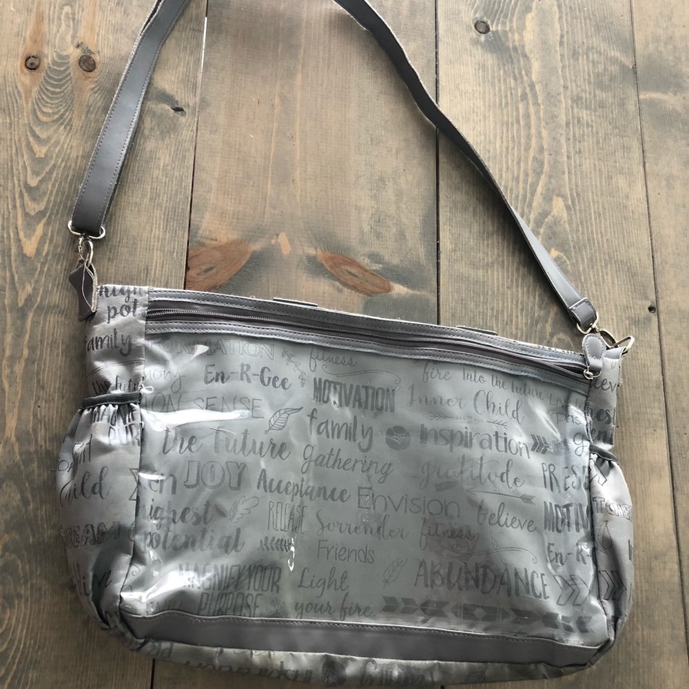 Essential oil display bag